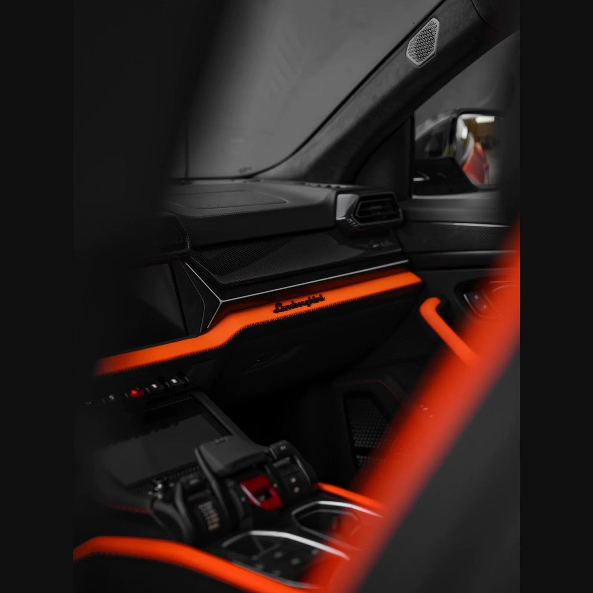 Lamborghini Urus SE N-Style Dry Carbon Fiber Aero Kit – Front Lip / Side Skirts / Rear Lip / Wheel Arches / Hood