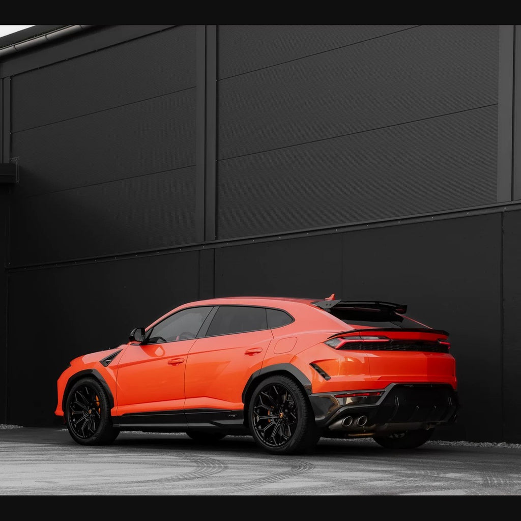 Lamborghini Urus SE N-Style Dry Carbon Fiber Aero Kit – Front Lip / Side Skirts / Rear Lip / Wheel Arches / Hood