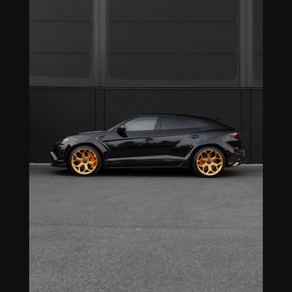 Lamborghini Urus SE N-Style Dry Carbon Fiber Aero Kit – Front Lip / Side Skirts / Rear Lip / Wheel Arches / Hood