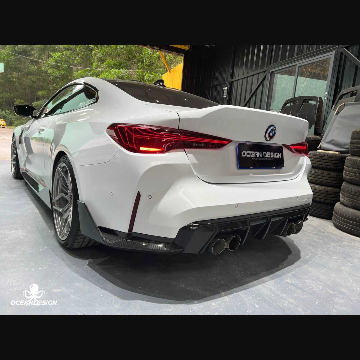 BMW G80 M3 / G82 M4 CSL-Style Dry Carbon Fiber Trunk Lid with Duck Tail Spoiler