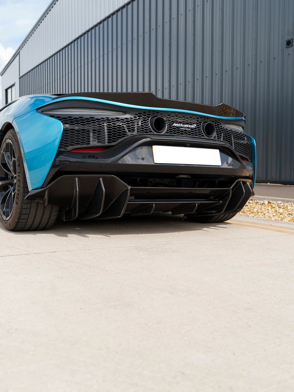 McLaren Artura CT-Style Dry Carbon Fiber Aero Kit – Front Lip, Side Skirts, Rear Lip, Rear Wing, Mirror Covers