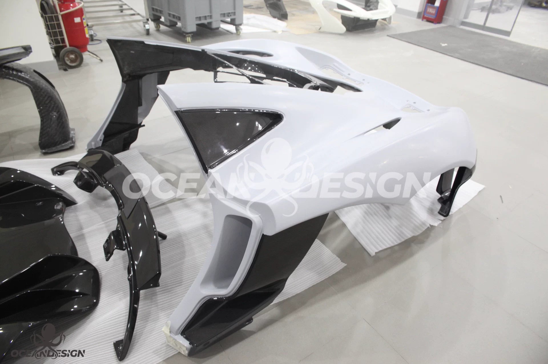McLaren P1 GTR-Style Dry Carbon Fiber Body Kit – Complete Aero