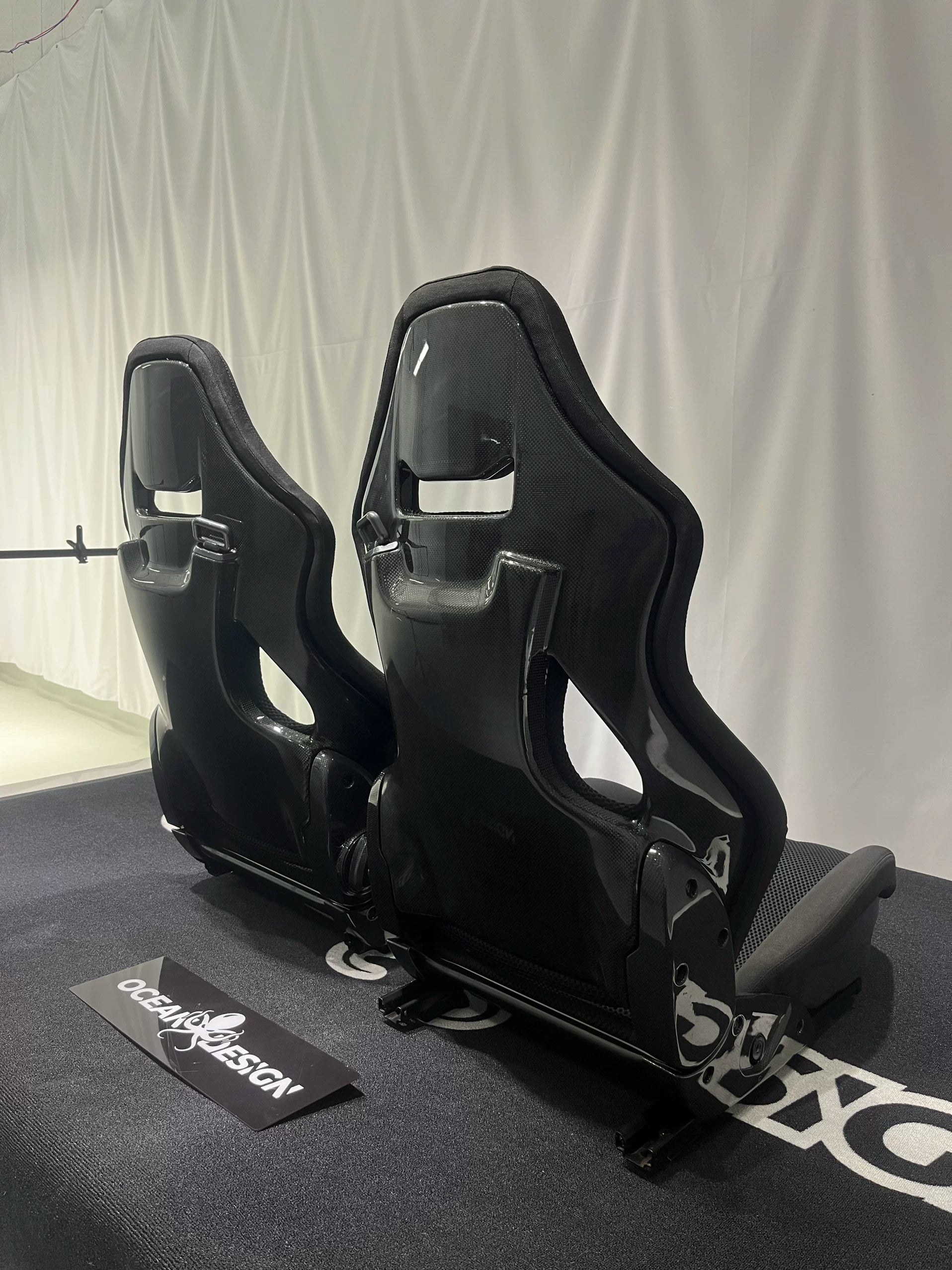 Ferrari F430 458 488 F8 Dry Carbon Fiber One-Piece Racing Bucket Seat – Alcantara, Lightweight