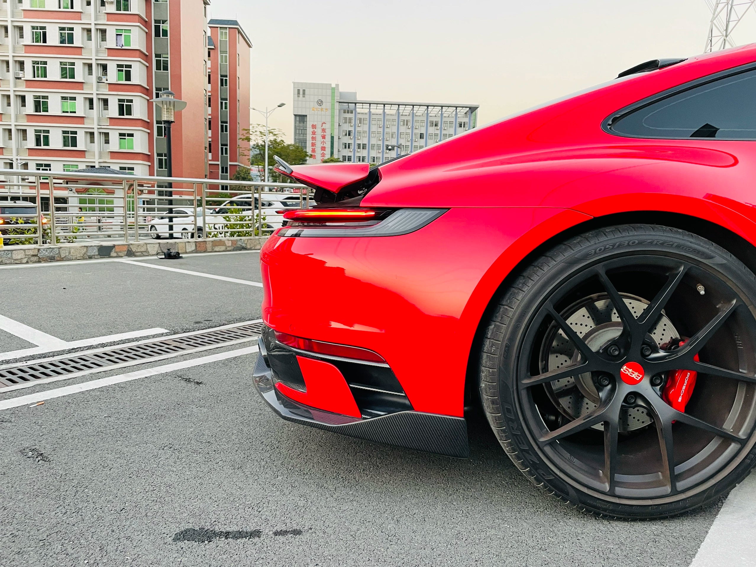 Porsche 911 992.1 MIW-Style Dry Carbon Fiber Aero Kit – Front Lip, Side Skirts, Rear Lip, Canards, Wing