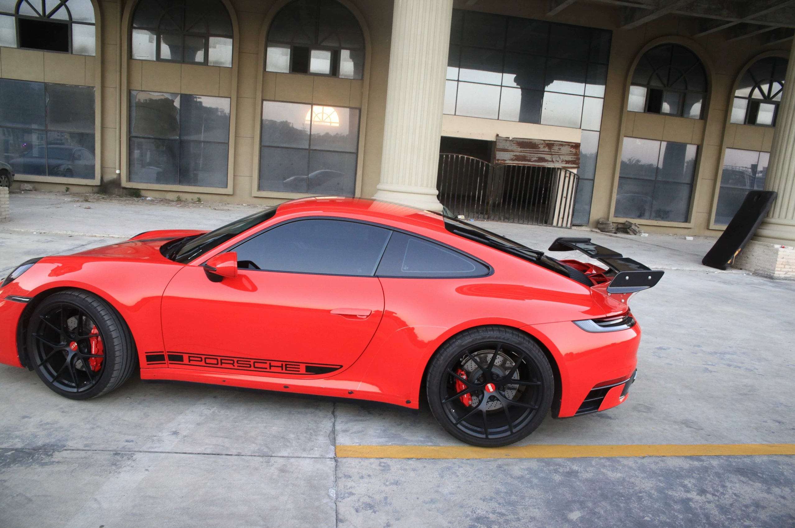 Porsche 911 992.1 Techart-Style Carbon Fiber Aero Kit – Front Lip, Side Skirts, Rear Lip, Wing, Roof Spoiler