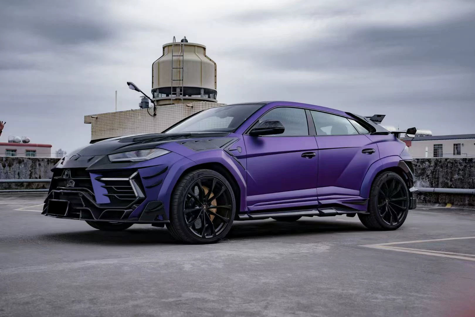 Lamborghini Urus MSY-Style Dry Carbon Fiber Widebody Kit (3rd Generation)