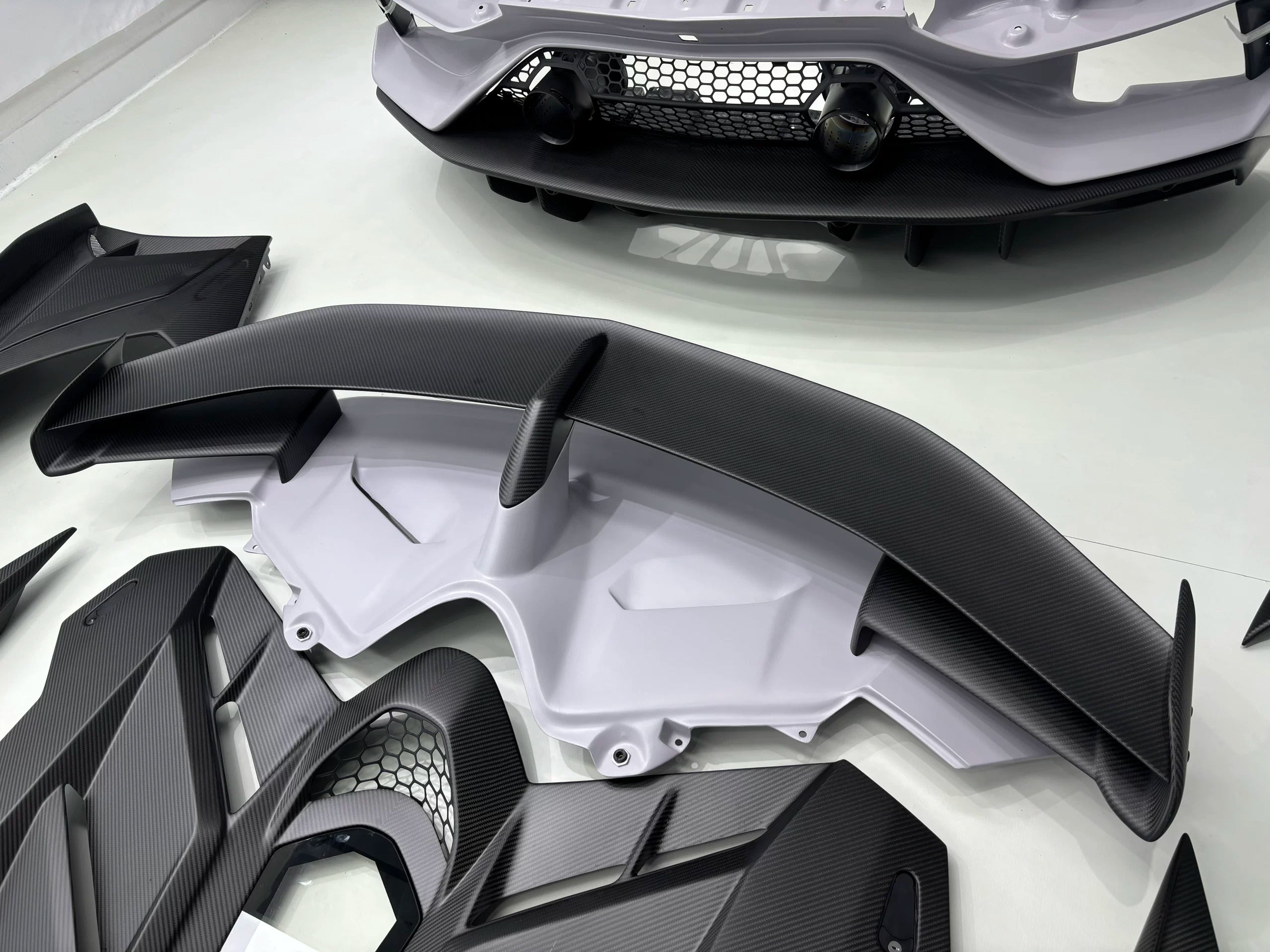 Lamborghini Aventador SVJ-Style Dry Carbon Fiber Full Body Kit (LP700 / LP720 / LP740 / LP750)