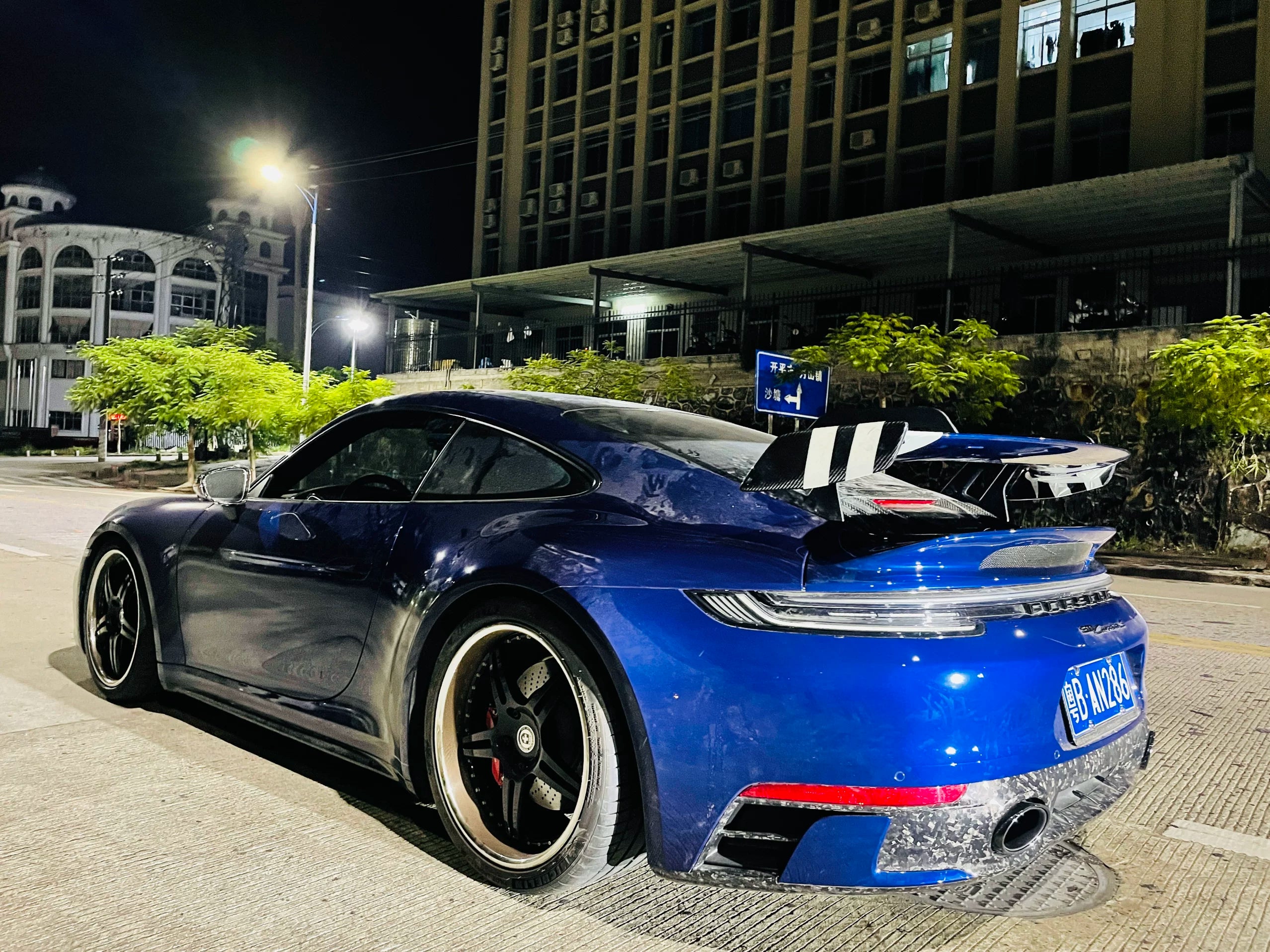 Porsche 911 992.1 Sport Design-Style Dry Carbon Fiber Rear Lip & Wing