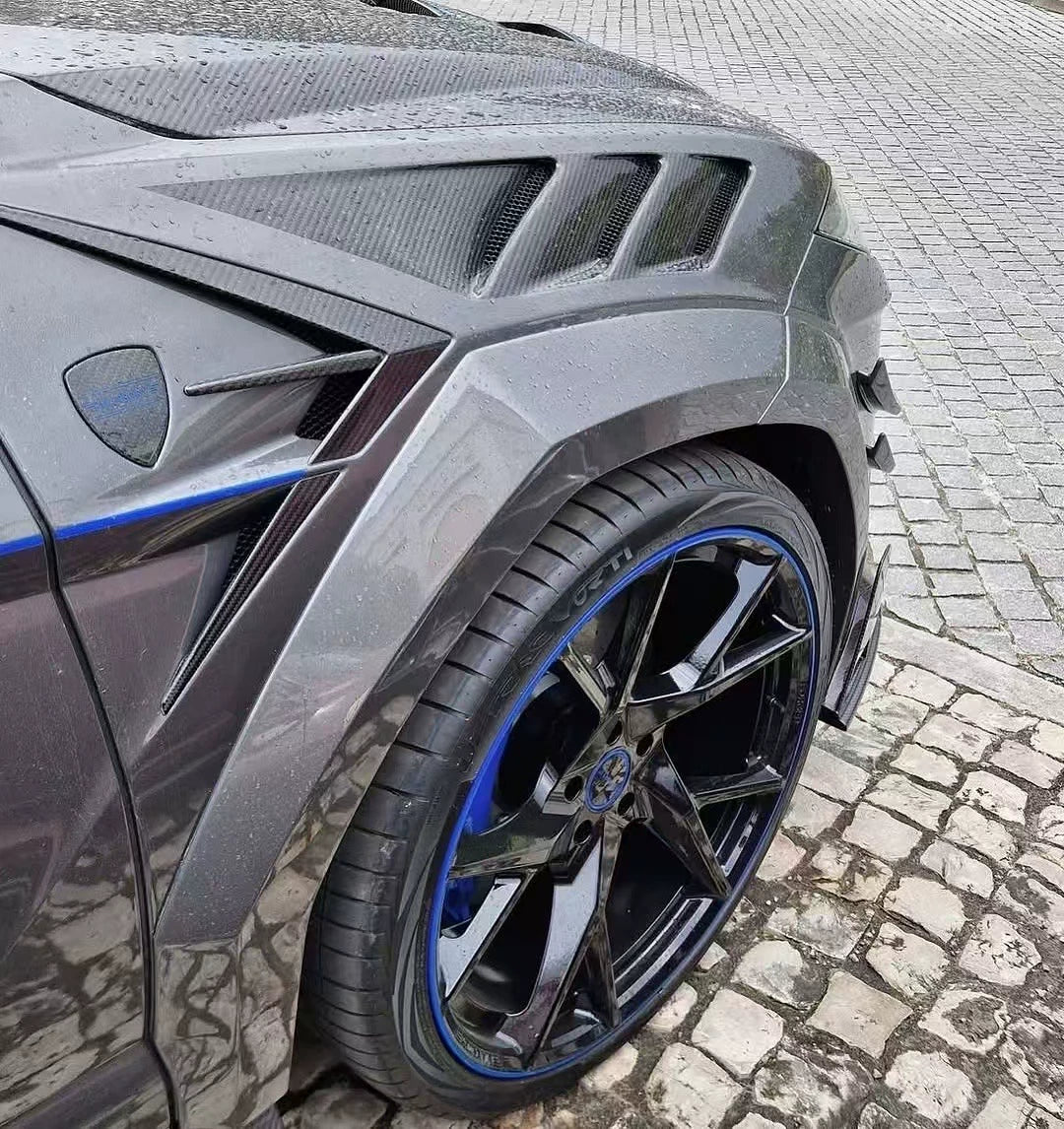 Lamborghini Urus MSY-Style Dry Carbon Fiber Widebody Kit (2nd Generation)