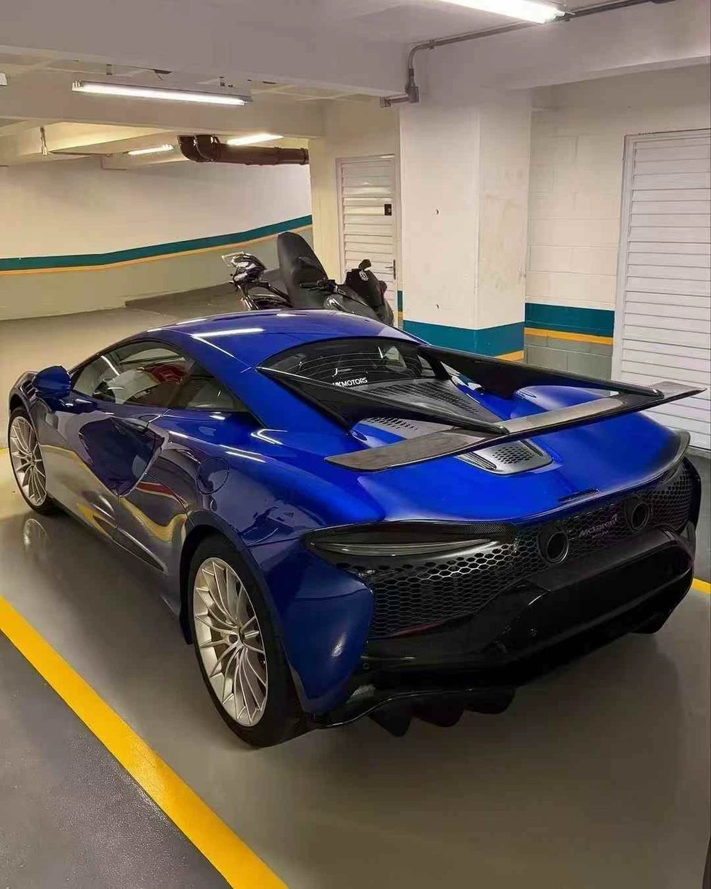 McLaren Artura N-Style Dry Carbon Fiber Aero Kit – Front Lip, Side Skirts, Rear Lip, Rear Wing, Door Sills, Mirror Covers