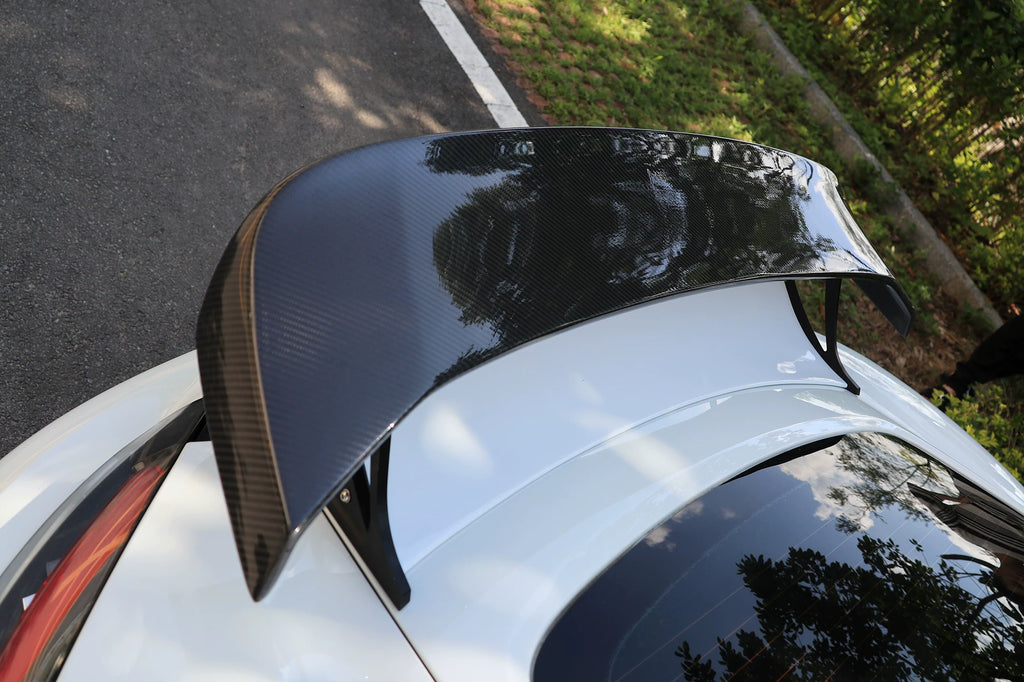 Porsche 718 Boxster Cayman Techart-Style Carbon Fiber Aero Kit – Front Lip, Side Skirts, Rear Lip, Wing