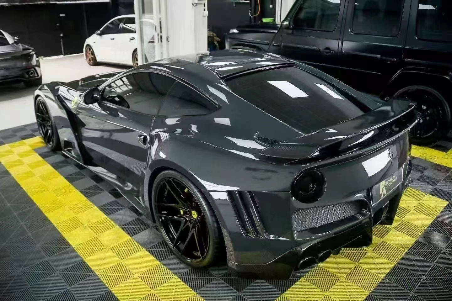 Ferrari F12 N-Largo-Style Semi-Carbon Fiber Widebody Kit