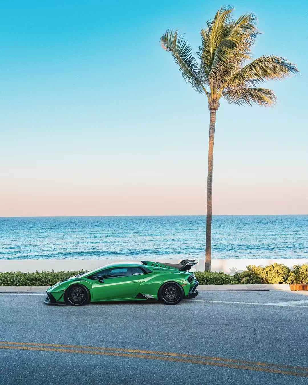 Lamborghini Huracan STO V-Style Dry Carbon Fiber Aero Kit – Front Lip, Side Skirts, Rear Lip, Vents, Canards