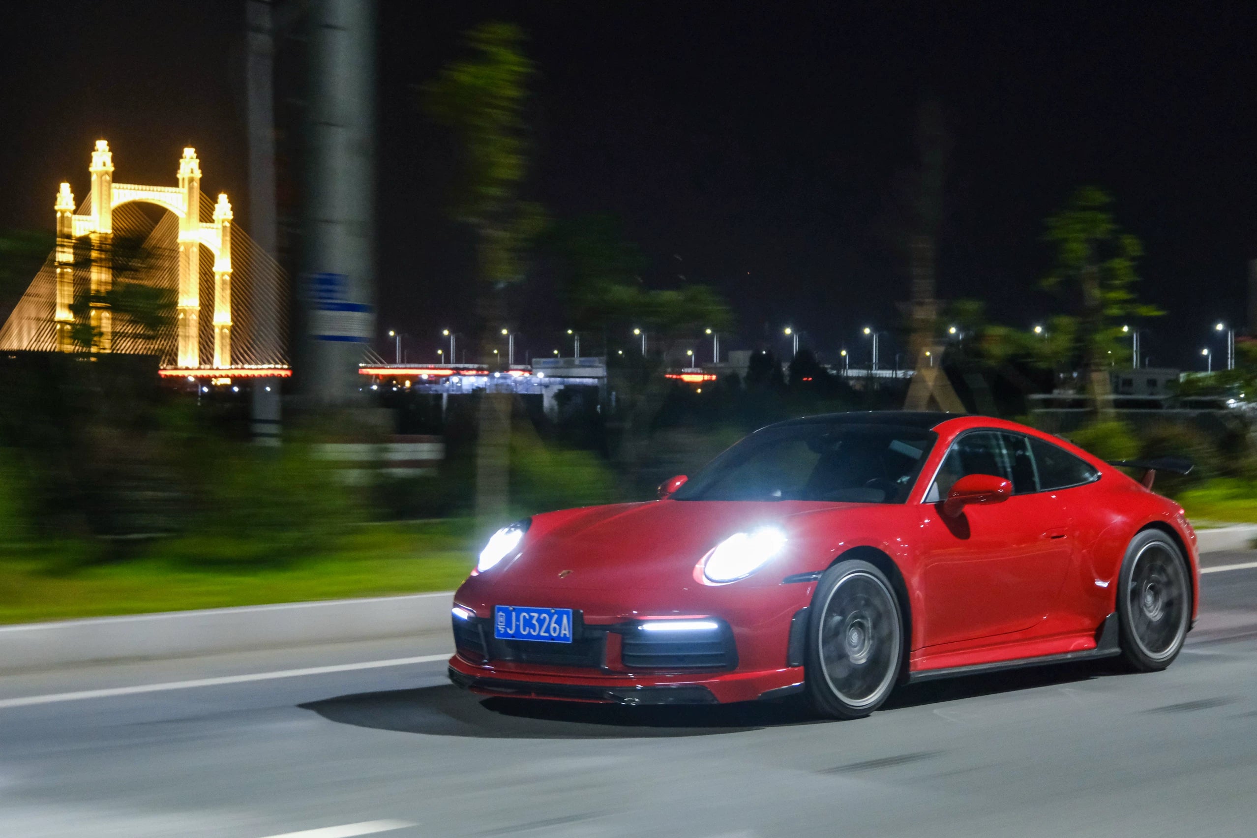 Porsche 911 992.1 Techart-Style Carbon Fiber Aero Kit – Front Lip, Side Skirts, Rear Lip, Wing, Roof Spoiler