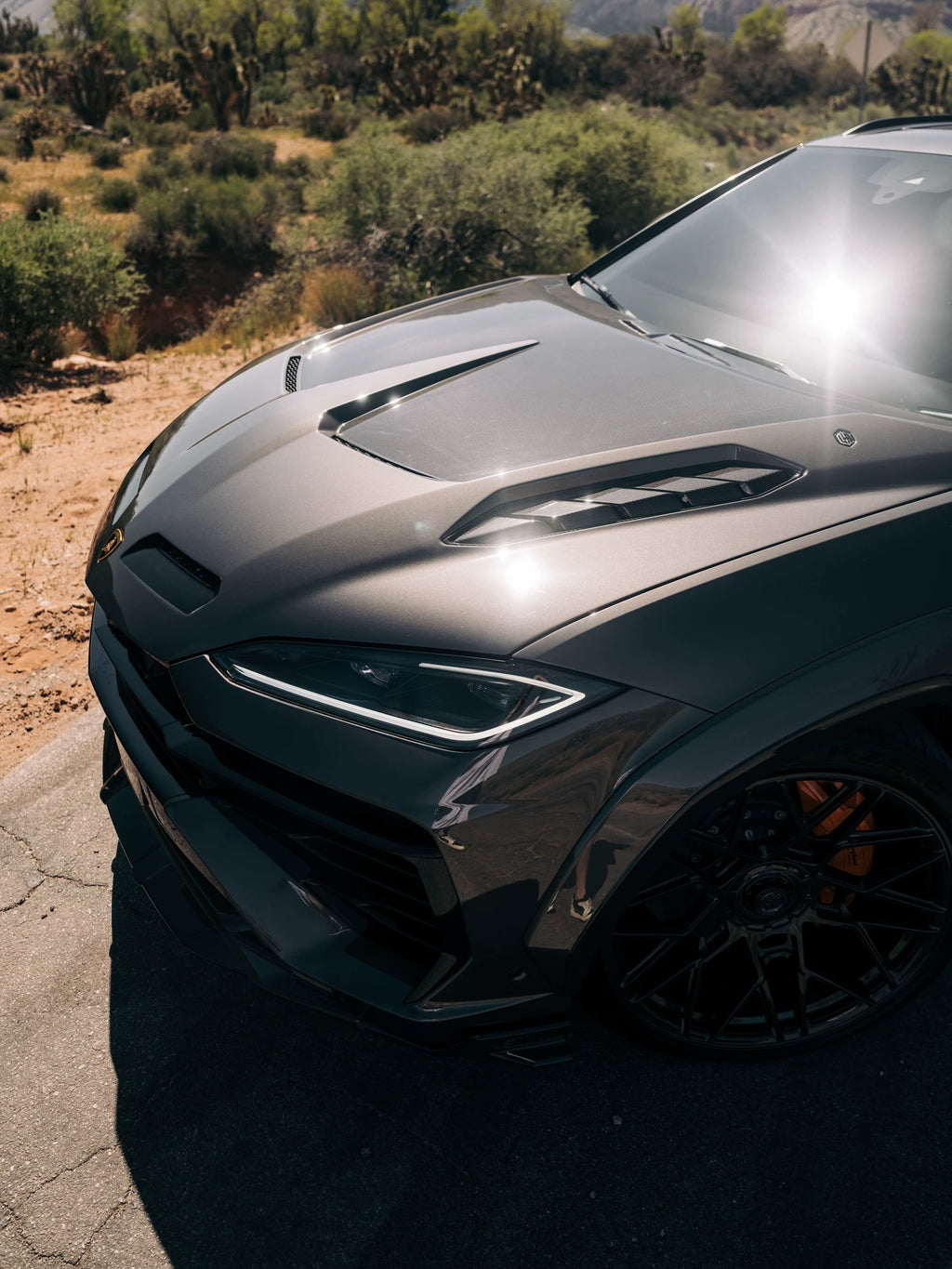 Lamborghini Urus SE U-Style Dry Carbon Fiber Aero Kit – Front Lip, Side Skirts, Wheel Arches, Hood & More