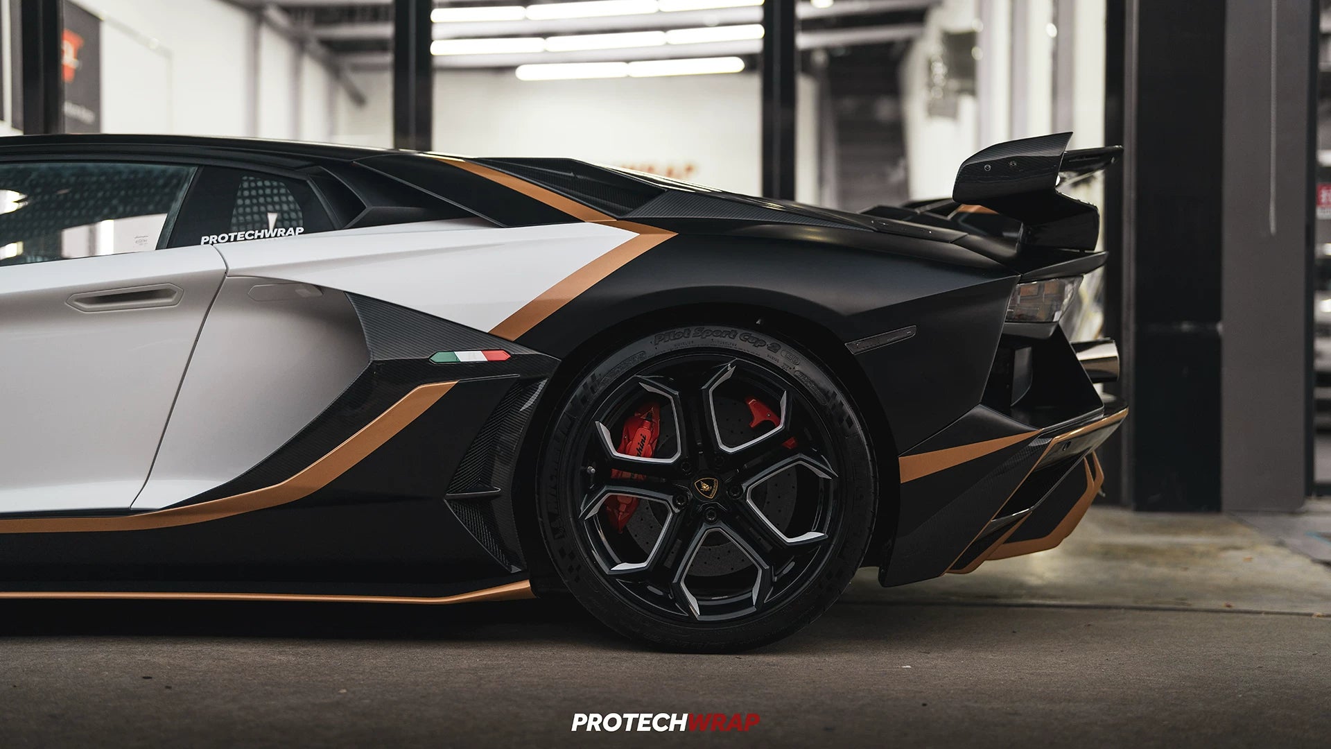 Lamborghini Aventador SVJ-Style Dry Carbon Fiber Full Body Kit (LP700 / LP720 / LP740 / LP750)