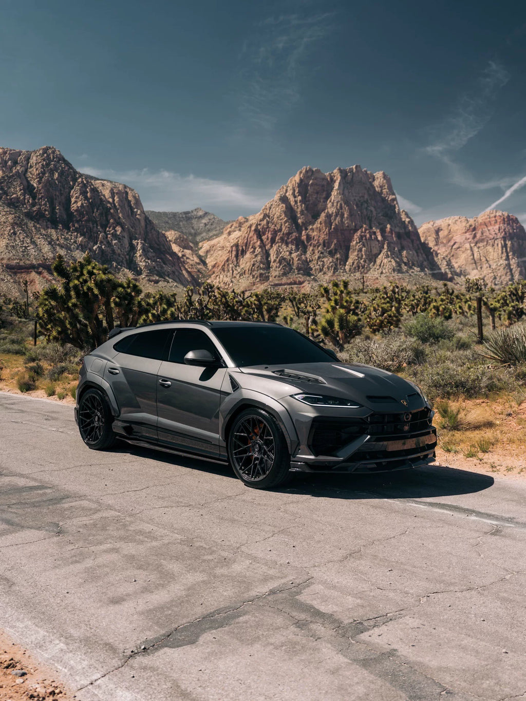 Lamborghini Urus SE U-Style Dry Carbon Fiber Aero Kit – Front Lip, Side Skirts, Wheel Arches, Hood & More