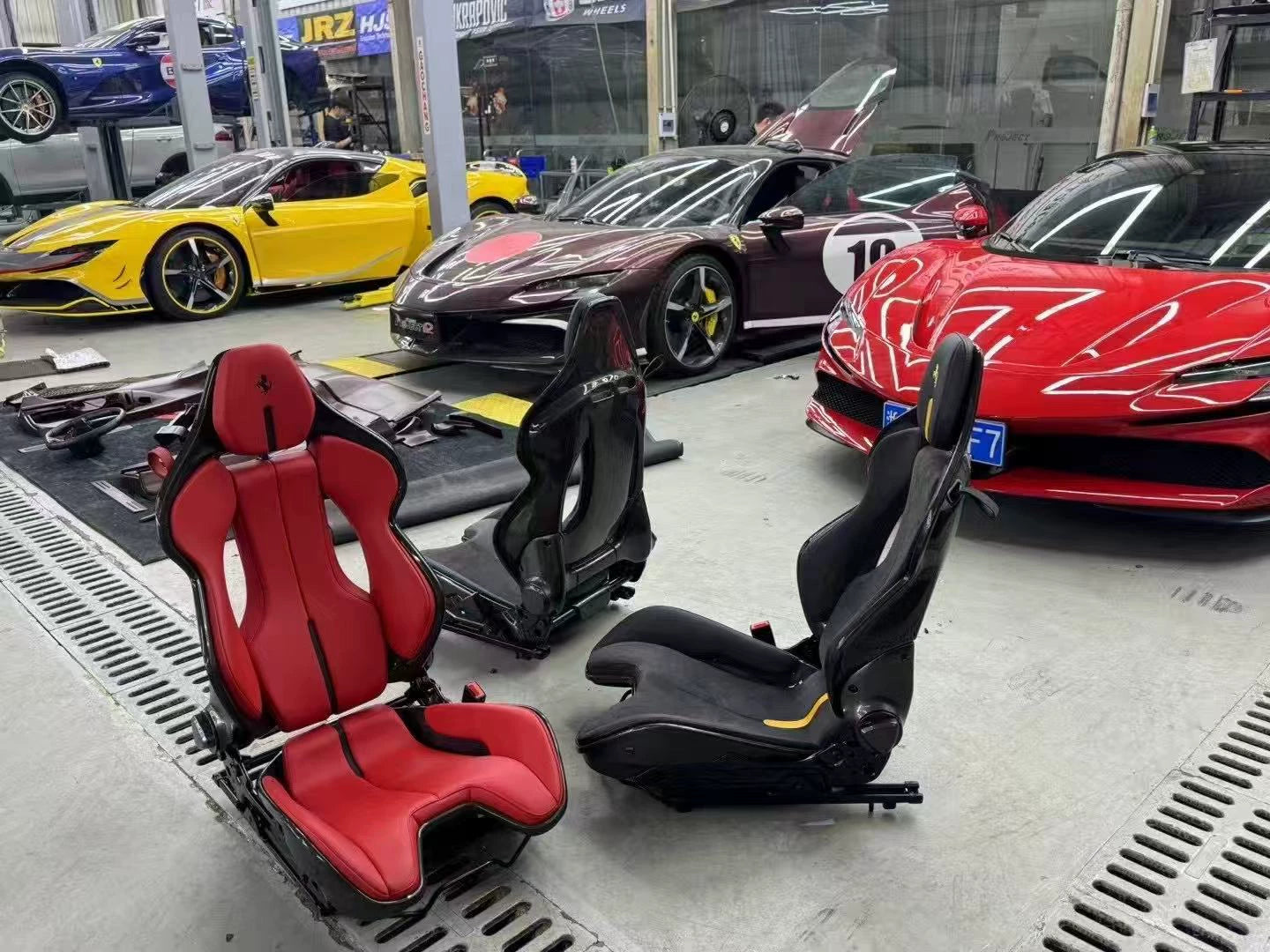 Ferrari 296 GTB / SF90 Dry Carbon Fiber One-Piece Racing Bucket Seat