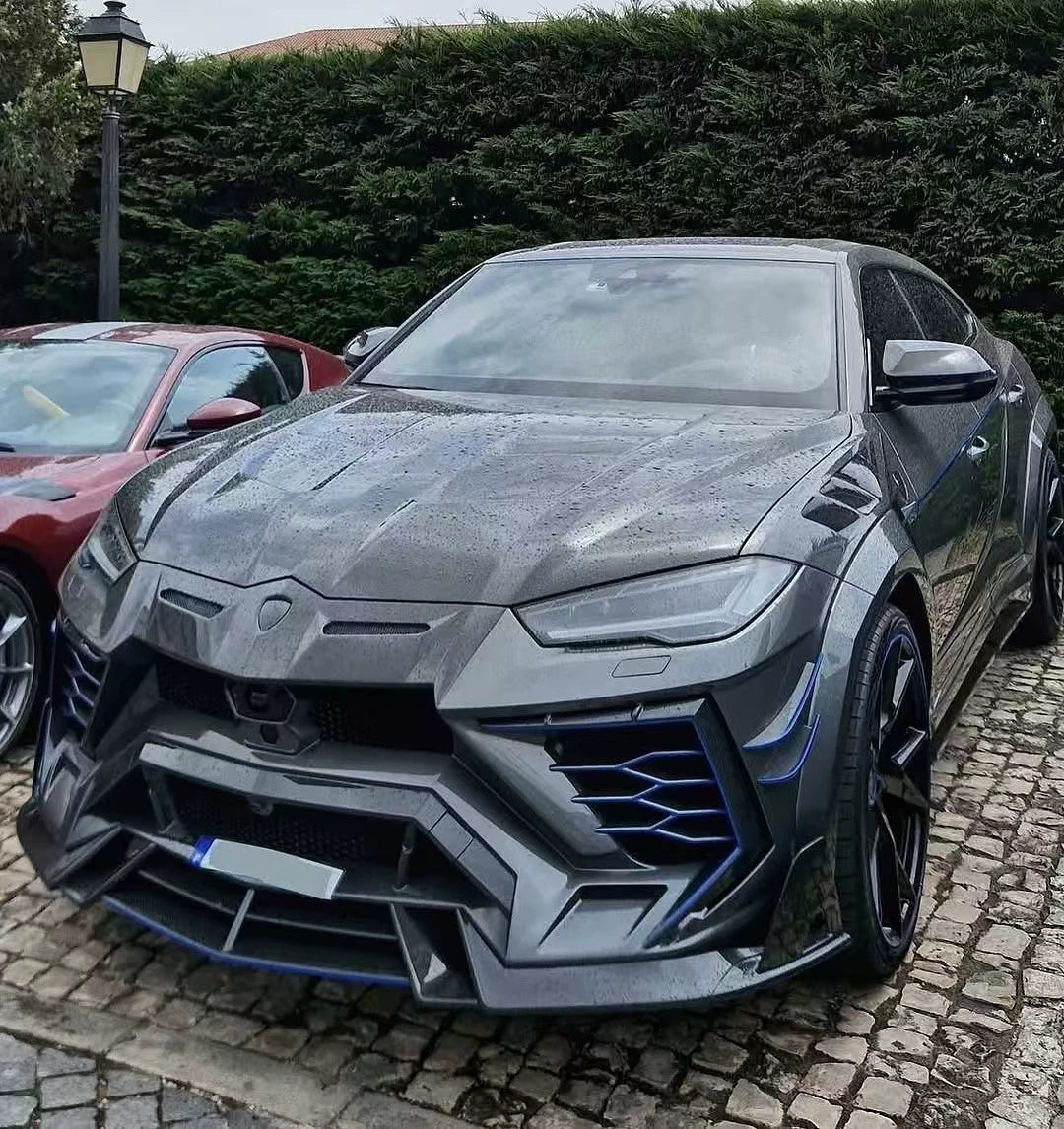 Lamborghini Urus MSY-Style Dry Carbon Fiber Widebody Kit (2nd Generation)