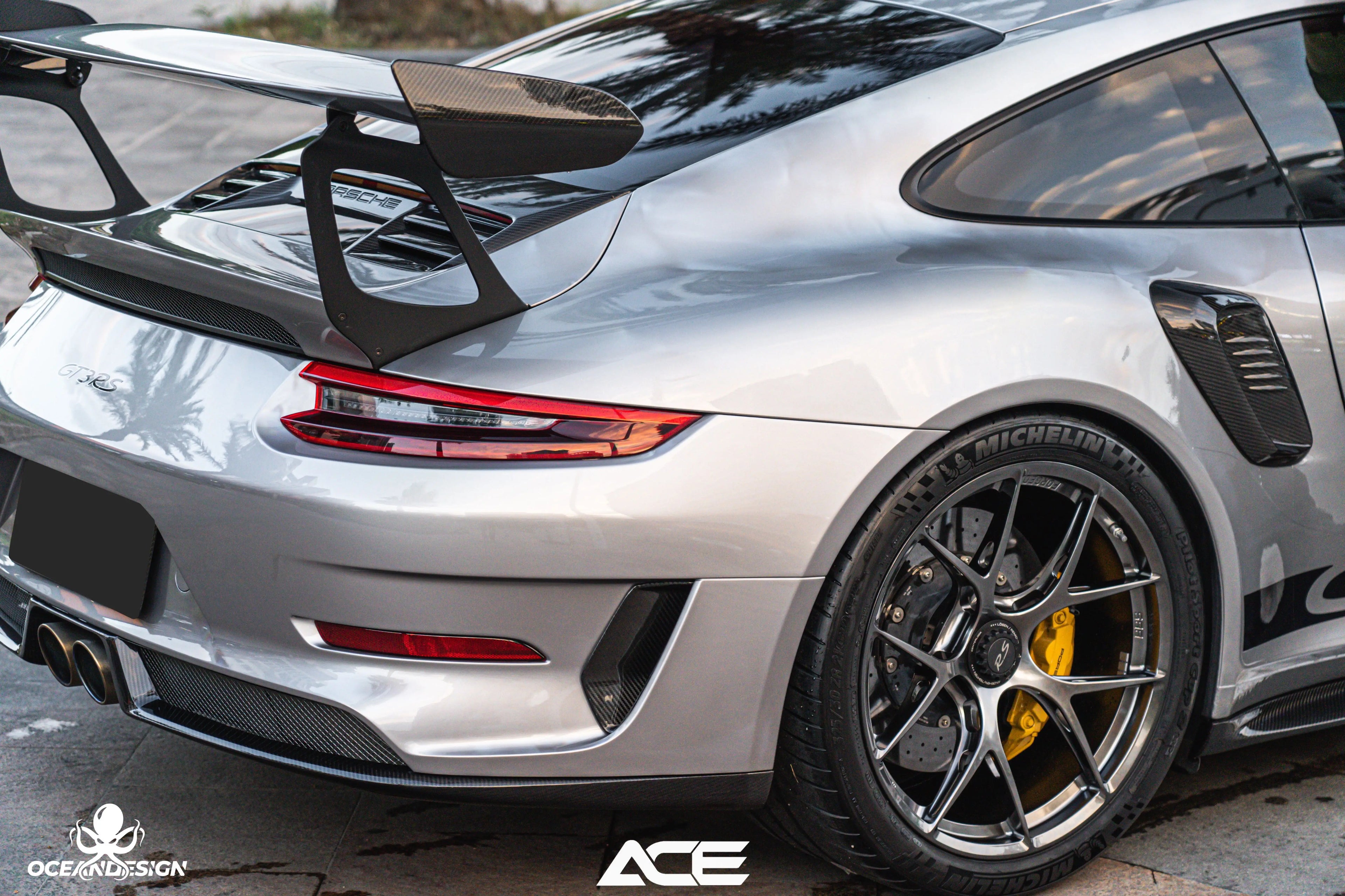 Porsche 991 GT3 RS OEM-Style Dry Carbon Fiber Aero Kit – Front Lip, Side Skirts, Hood, Wing, Mirrors & More