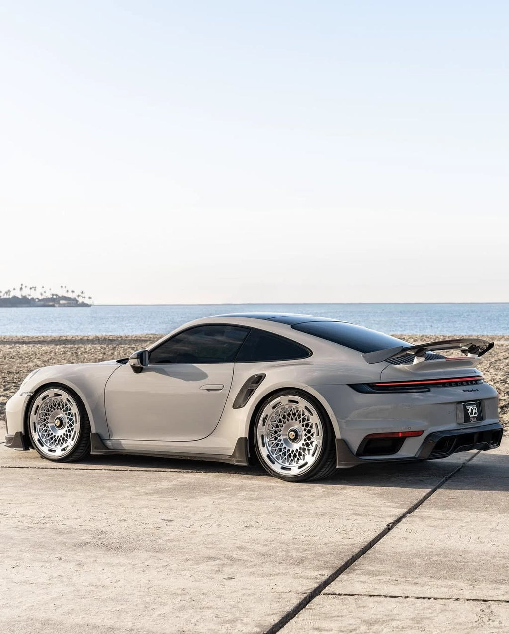 Porsche 911 992.1 Turbo S 9D-Style Dry Carbon Fiber Aero Kit – Front Lip, Hood, Side Skirts, Rear Lip, Wing