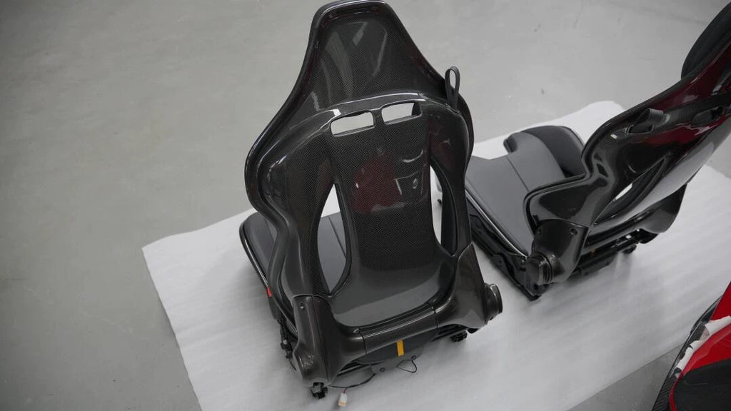 Ferrari 296 GTB / SF90 Dry Carbon Fiber One-Piece Racing Bucket Seat