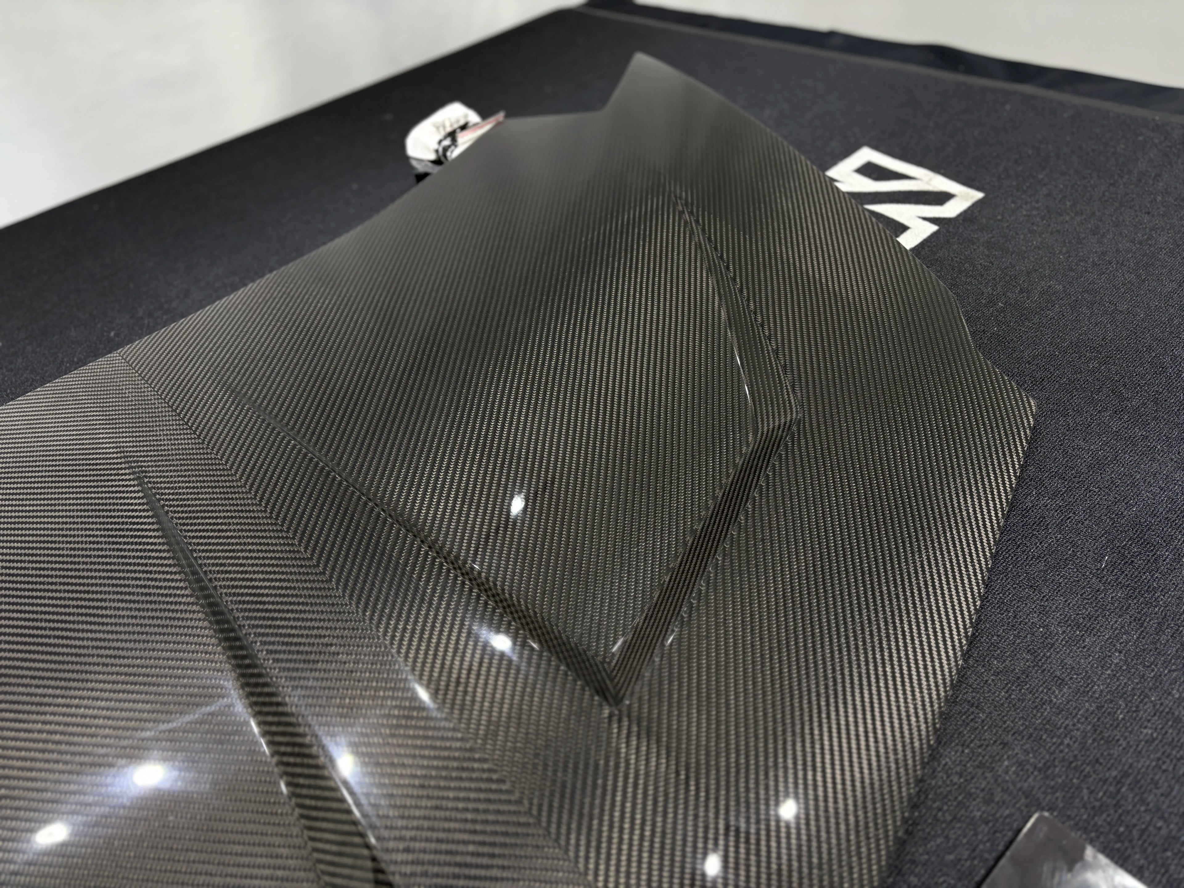 Lamborghini Aventador SVJ 1016-Style Dry Carbon Fiber Hood (LP700 / LP720 / LP740 / LP750)