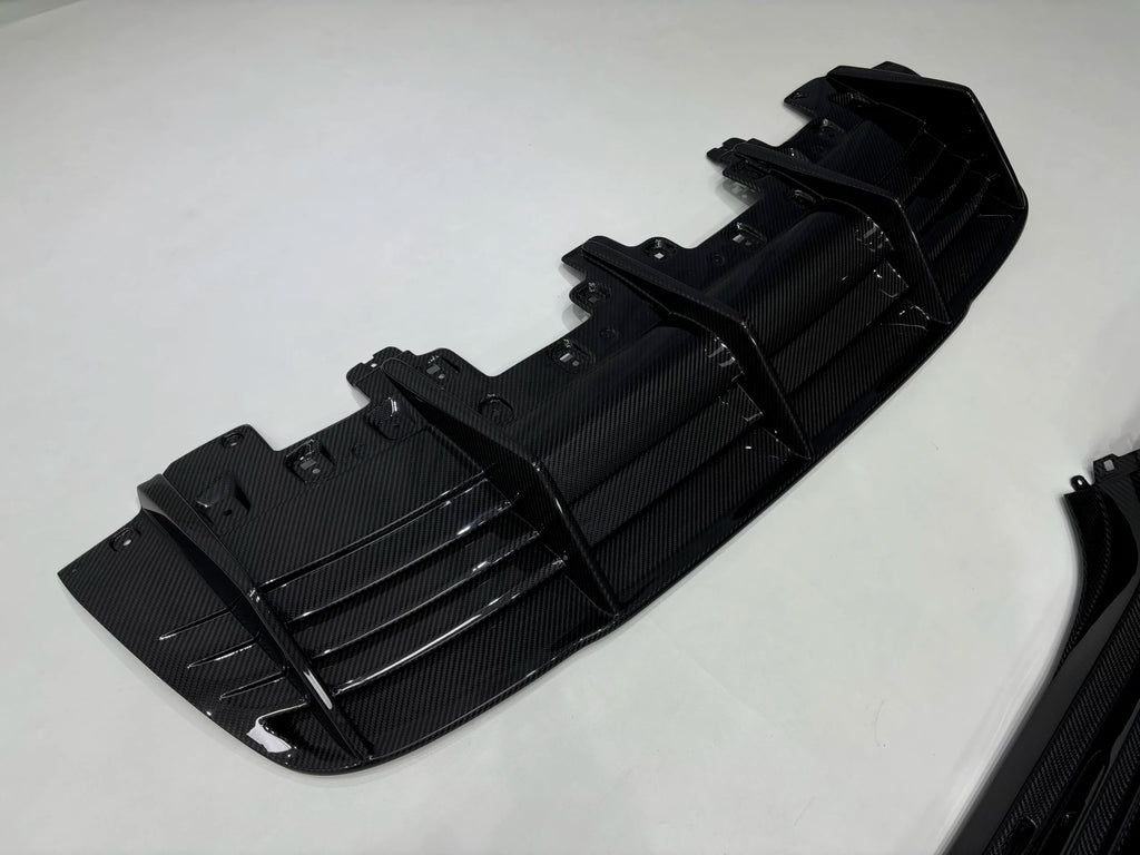 Lamborghini Huracan EVO RWD Novitec N-Style Dry Carbon Fiber Front Lip & Corner Pieces