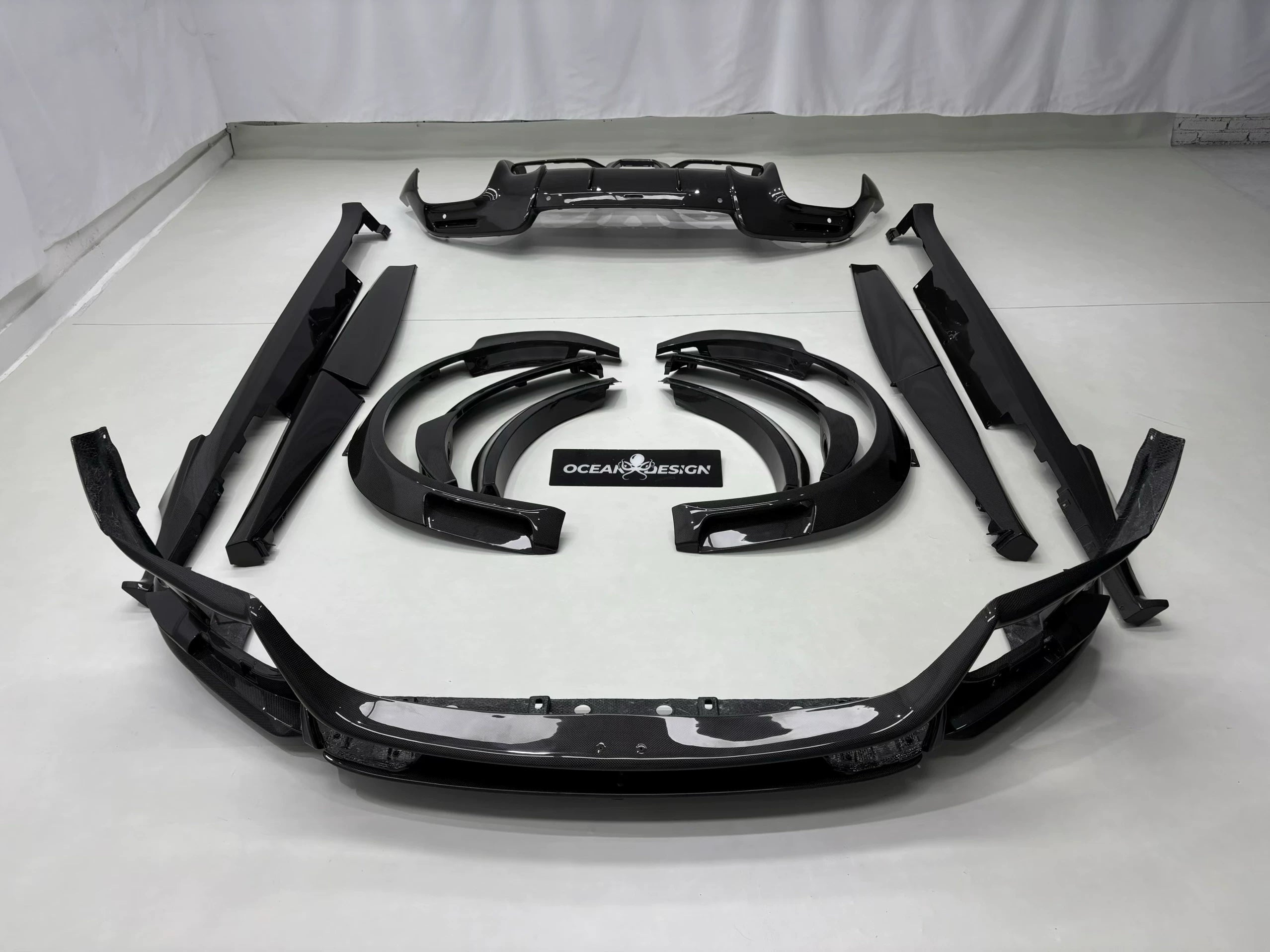 Ferrari Purosangue OEM-Style Dry Carbon Fiber Aero Kit – Front Lip, Side Skirts, Rear Lip, Wheel Arches
