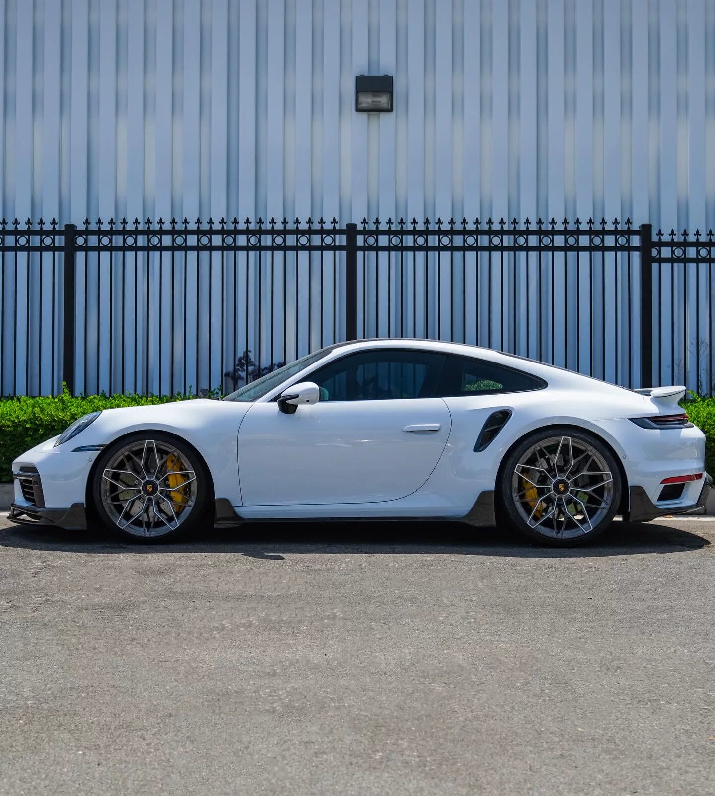Porsche 911 992.1 Turbo S 9D-Style Dry Carbon Fiber Aero Kit – Front Lip, Hood, Side Skirts, Rear Lip, Wing