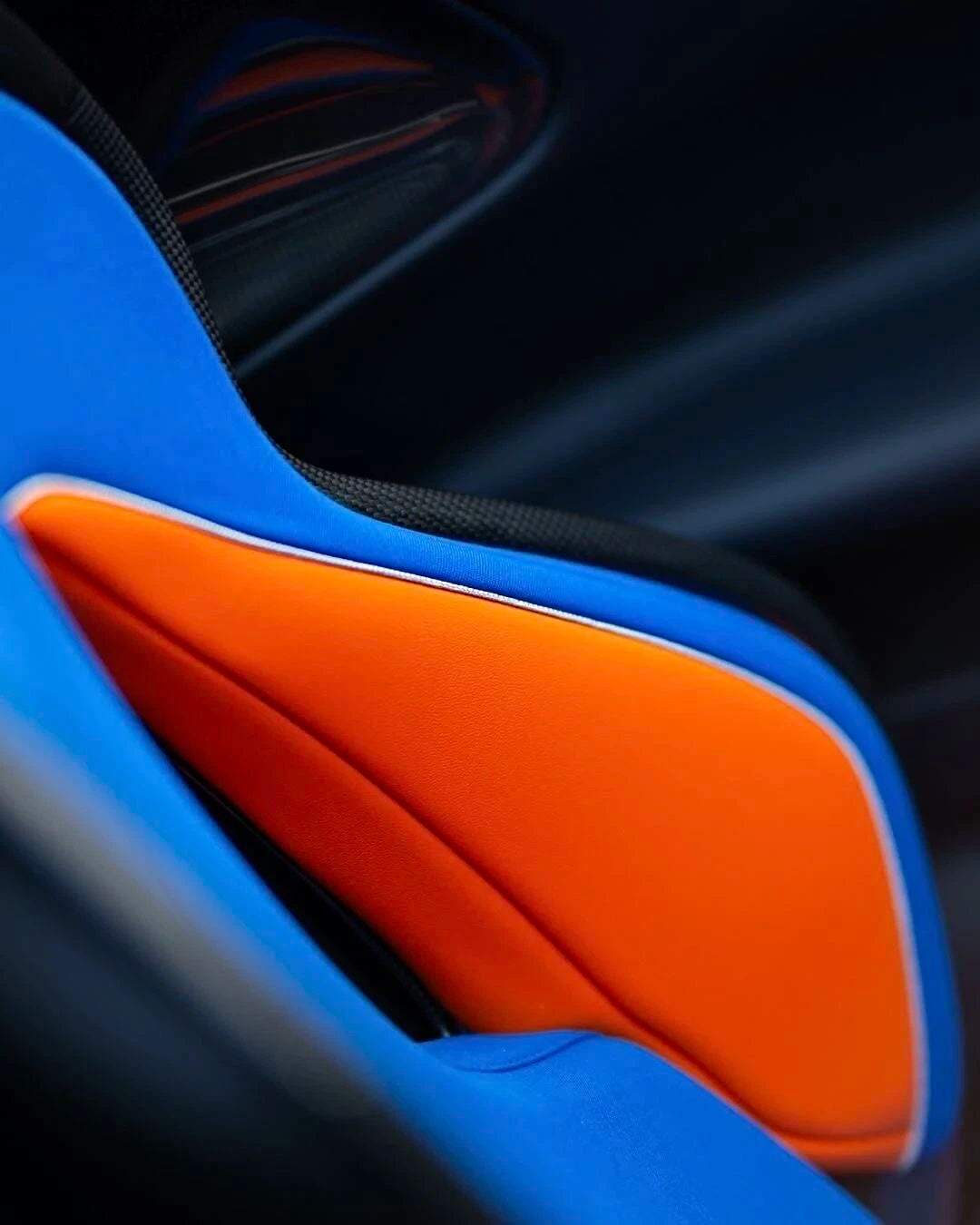 Ferrari 296 GTB / SF90 Dry Carbon Fiber One-Piece Racing Bucket Seat