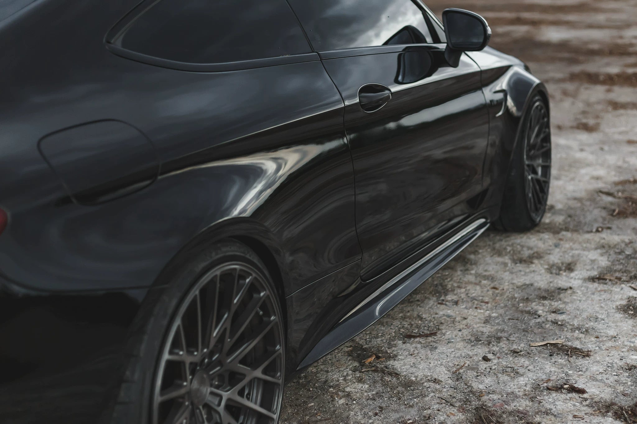 Mercedes-Benz C63 AMG W205 Coupe & Sedan Mode Carbon Style Carbon Fiber Aero Kit – Front Lip, Side Skirts, Rear Lip