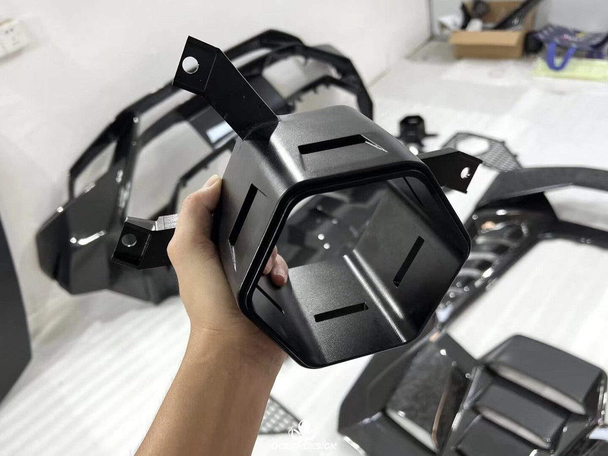 Lamborghini Huracan LP580 / LP610 / EVO Tecnica Style Dry Carbon Fiber Full Body Kit