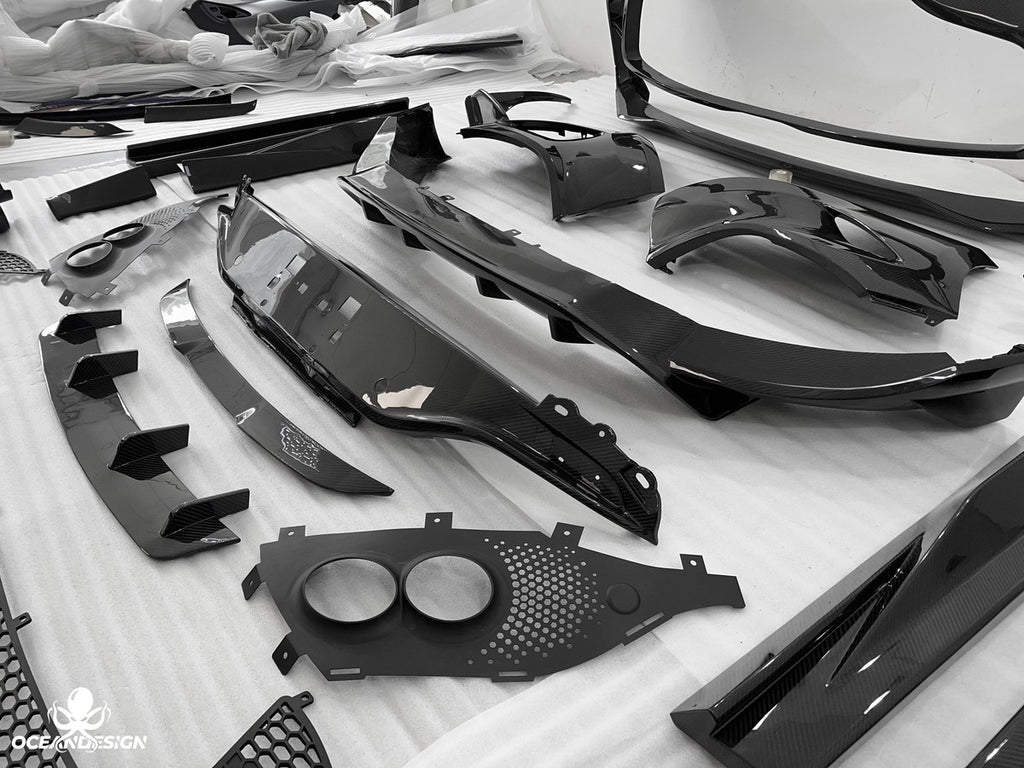 Aston Martin DBX / DBX 707 Dry Carbon Fiber Aero Kit – Front Bumper / Side Skirts / Rear Bumper / Wing / DRL