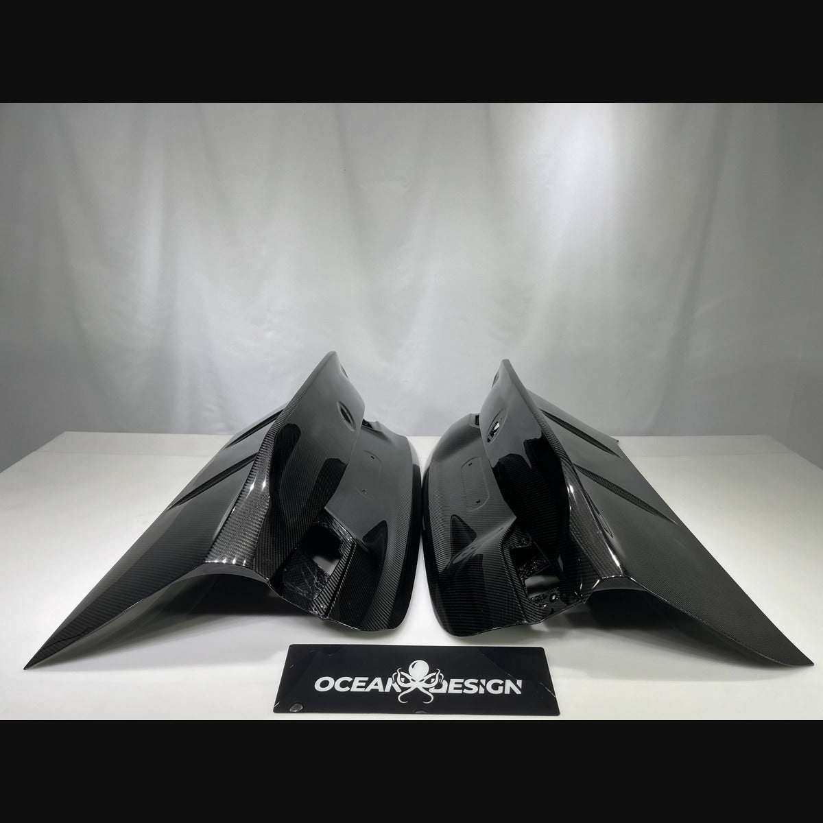 BMW G80 M3 / G82 M4 CSL-Style Dry Carbon Fiber Trunk Lid with Duck Tail Spoiler