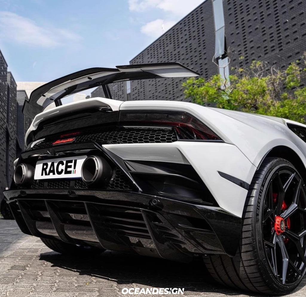 Lamborghini Huracan EVO AWD N Style Dry Carbon Fiber Body Kit
