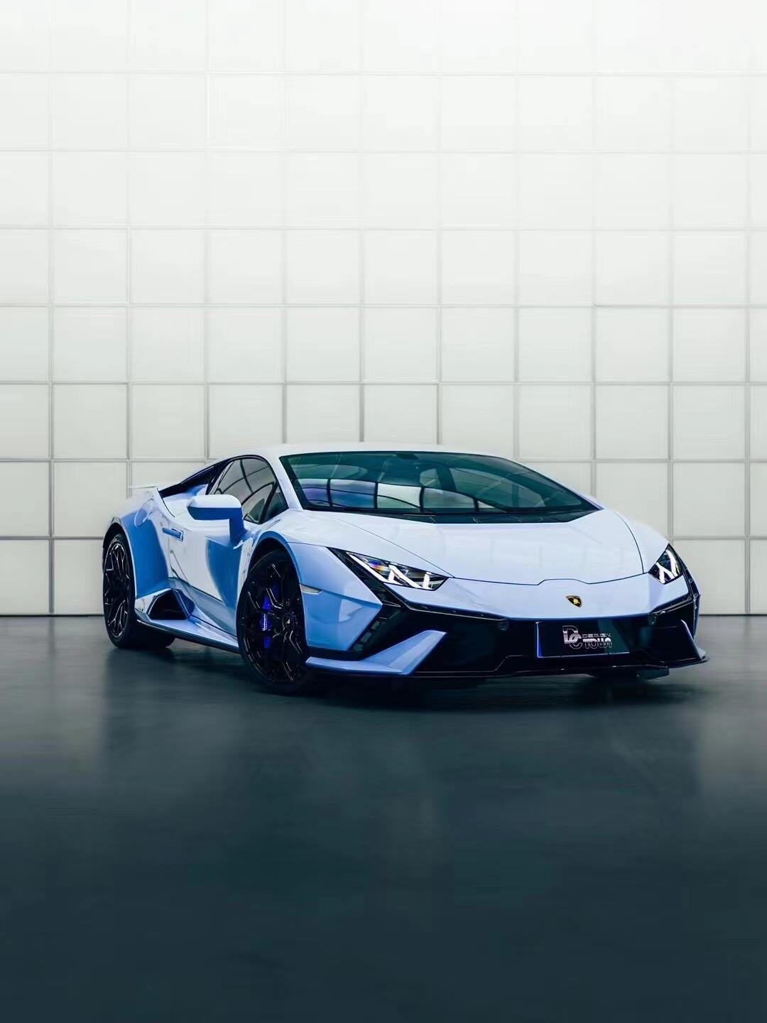 Lamborghini Huracan EVO Tecnica Style Widebody Conversion Kit