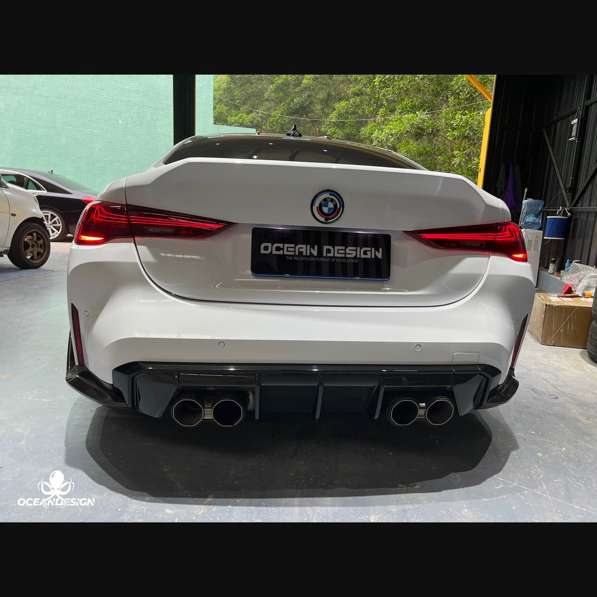 BMW G80 M3 / G82 M4 CSL-Style Dry Carbon Fiber Trunk Lid with Duck Tail Spoiler