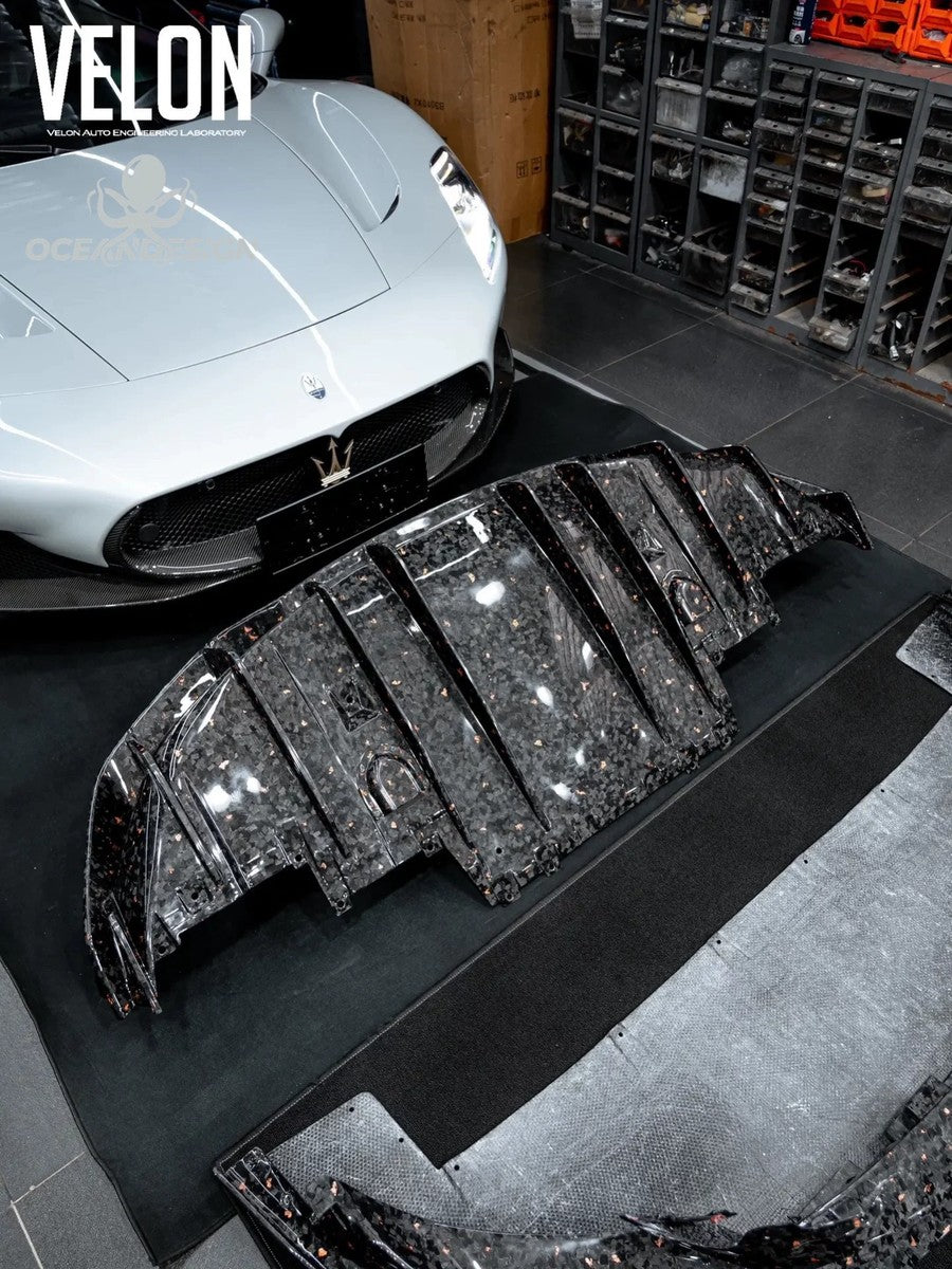 Maserati MC20 SD Style Dry Carbon Fiber Aero Kit – Front Lip, Rear Lip, Side Skirts, GT Wing, Engine Bay Trim, Fender Trim, Mirror Covers