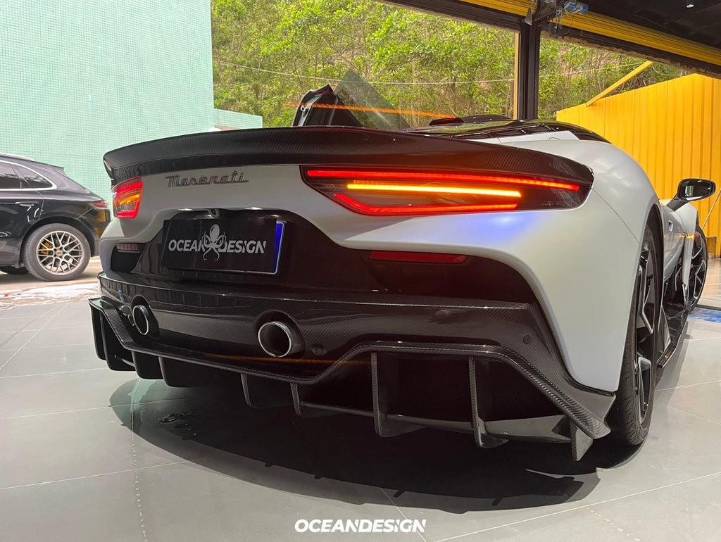 Maserati MC20 SD Style Dry Carbon Fiber Aero Kit – Front Lip, Rear Lip, Side Skirts, GT Wing, Engine Bay Trim, Fender Trim, Mirror Covers