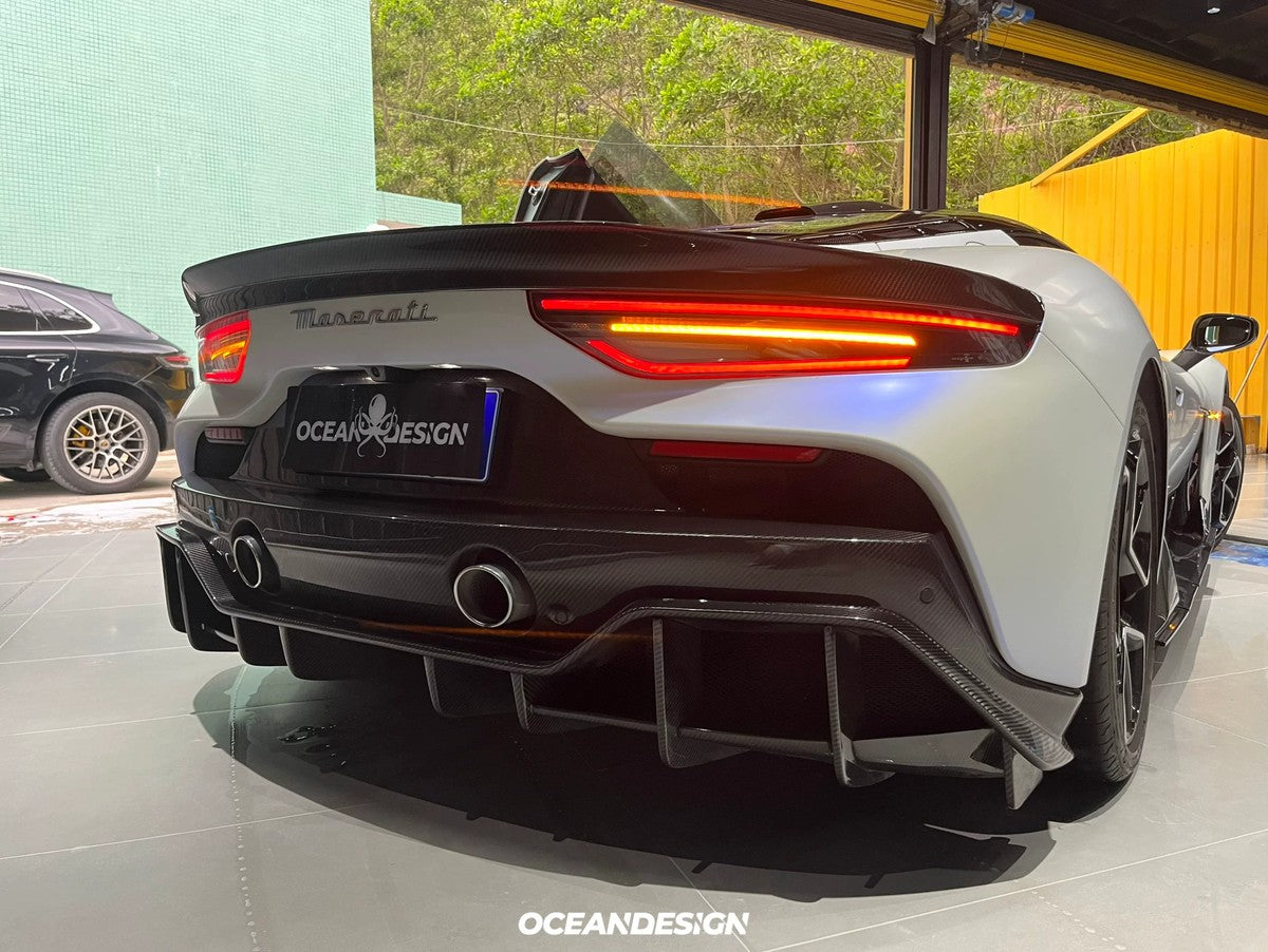 Maserati MC20 SD Style Dry Carbon Fiber Aero Kit – Front Lip, Rear Lip, Side Skirts, GT Wing, Engine Bay Trim, Fender Trim, Mirror Covers